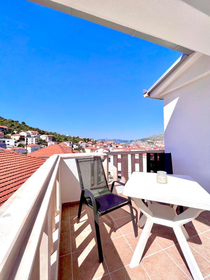 Apartments Mdk Kate Trogir Exterior foto